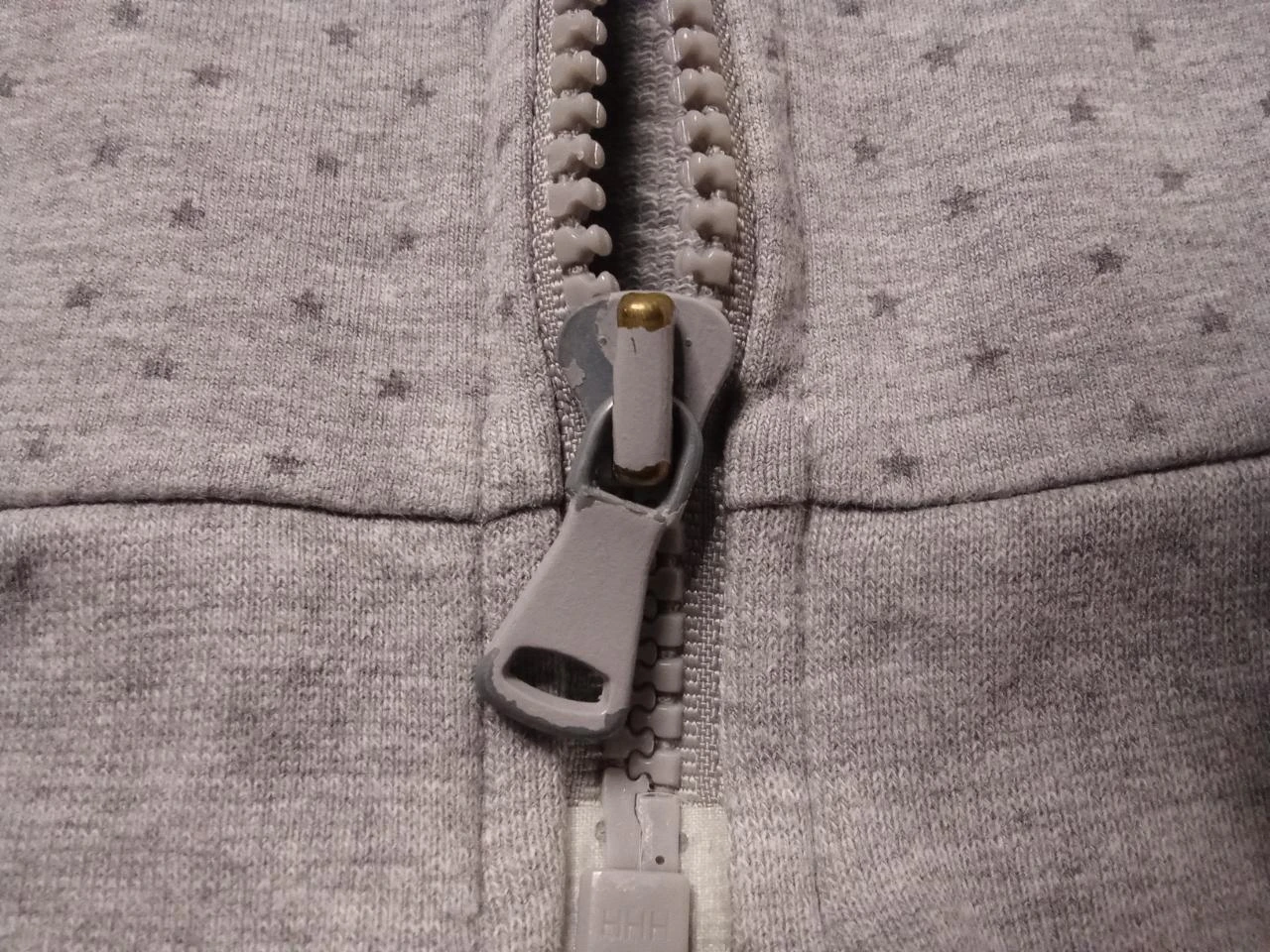 Bonita chaqueta gris con capucha Lili Rose 4 años – photo 8